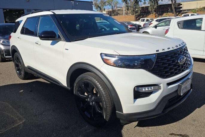 2023 Ford Explorer ST-Line