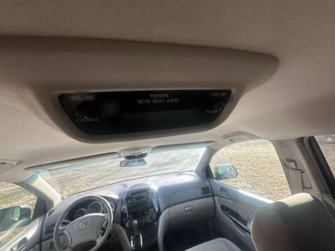 2004 Toyota Sienna
