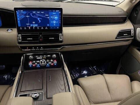 2023 Lincoln Navigator Reserve