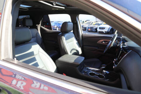 2022 Chevrolet Traverse LT Leather