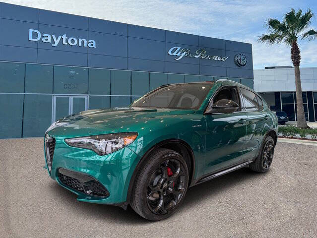 2025 Alfa Romeo Stelvio