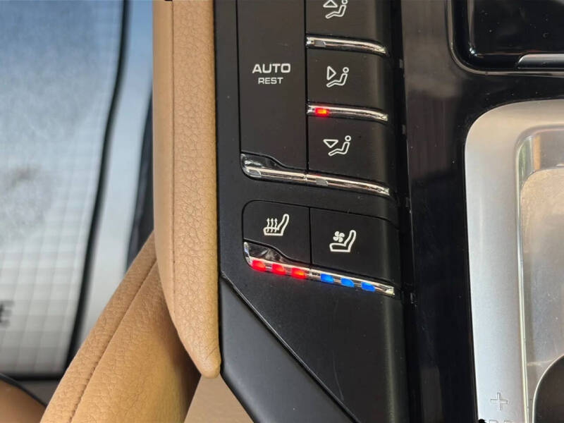 2017 Porsche Cayenne