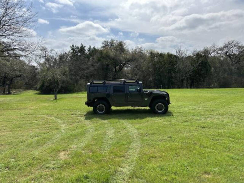 2000 Am General Hummer Base's photo