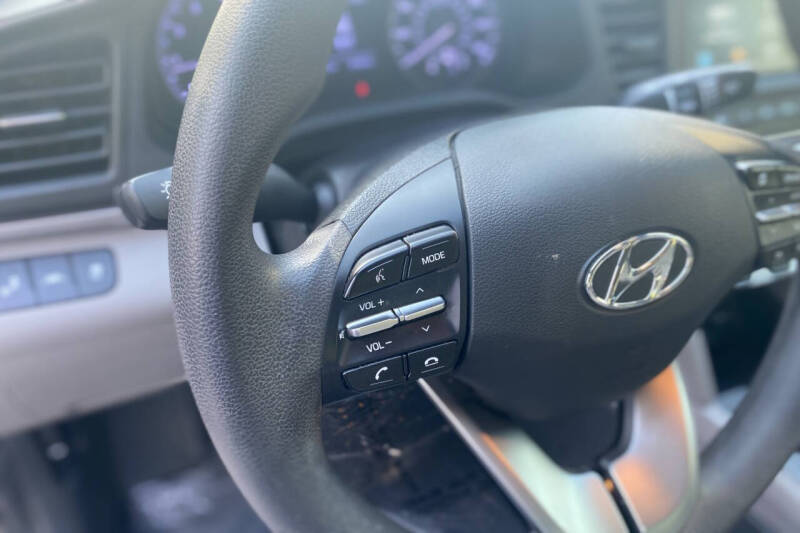 2020 Hyundai Elantra