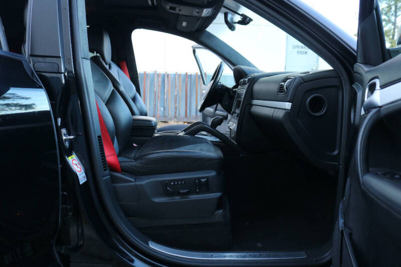 2009 Porsche Cayenne GTS Tiptronic