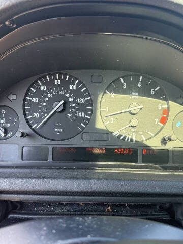 2003 BMW X5 3.0i
