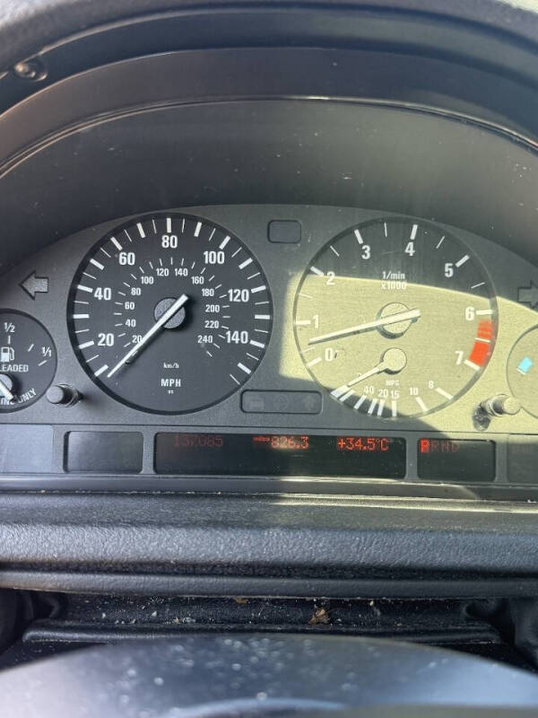 2003 BMW X5 3.0i