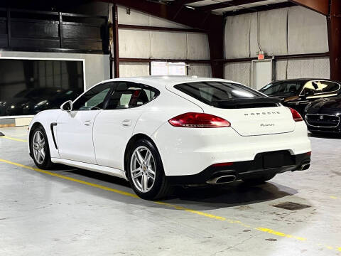 2014 Porsche Panamera 4