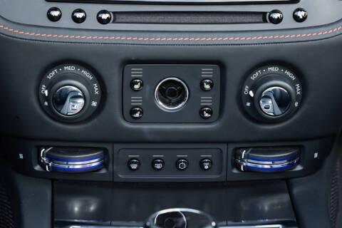 2019 Rolls-Royce Black Badge Dawn