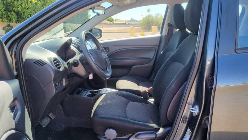 2024 Mitsubishi Mirage ES