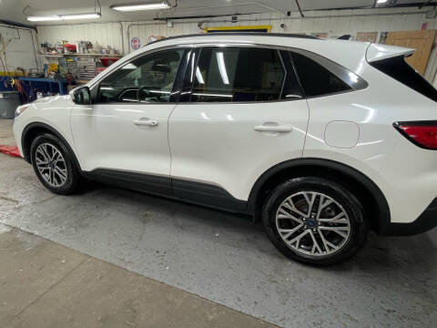 2020 Ford Escape SEL