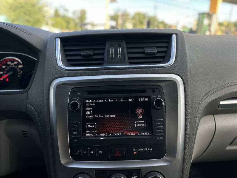 2016 GMC Acadia SLE-2