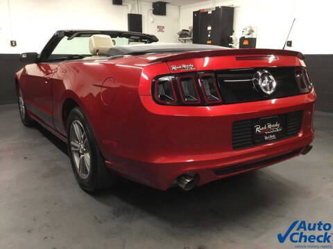 2013 Ford Mustang V6 Premium