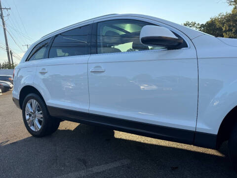 2011 Audi Q7 3.0T quattro Premium Plus