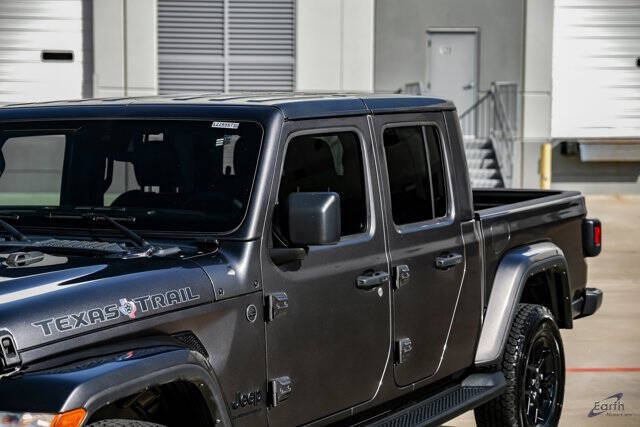 2024 Jeep Gladiator Sport