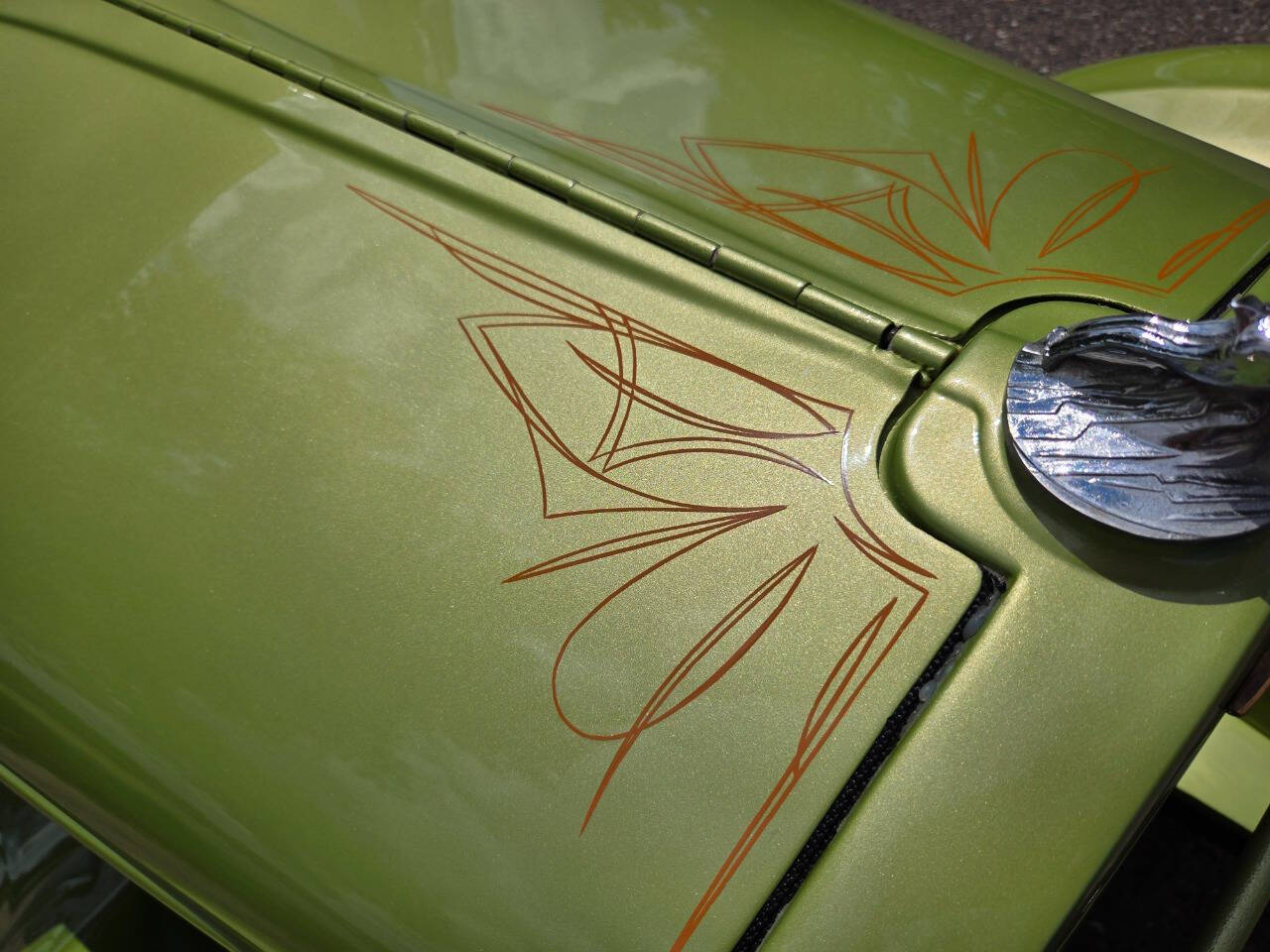 1930 Dodge 5-Window Coupe 90