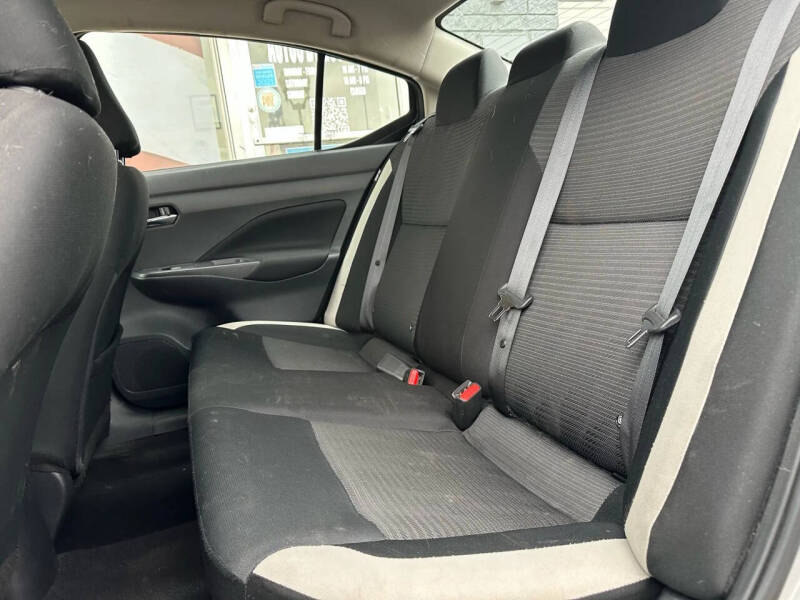 2021 Nissan Versa SV