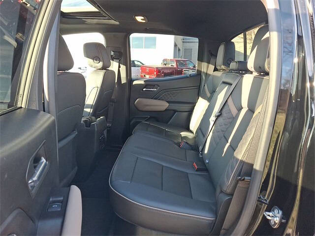 2024 GMC Canyon Denali