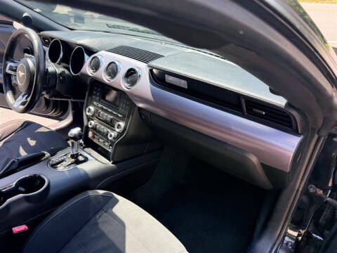 2017 Ford Mustang EcoBoost