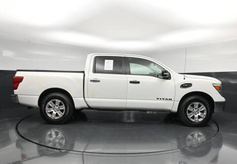 2017 Nissan Titan
