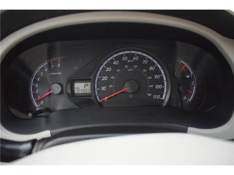 2011 Toyota Sienna LE 7-Passenger