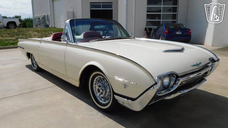 1962 Ford Thunderbird