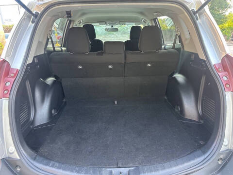 2014 Toyota RAV4 LE