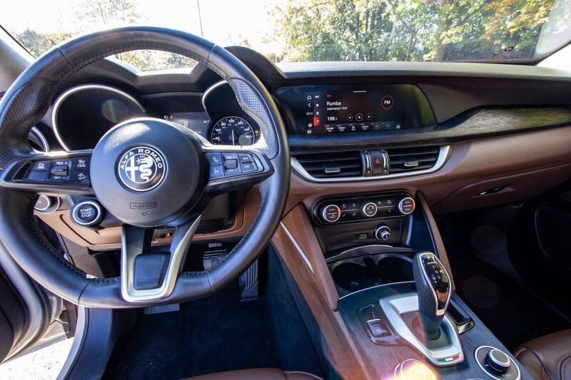 2021 Alfa Romeo Stelvio Sprint