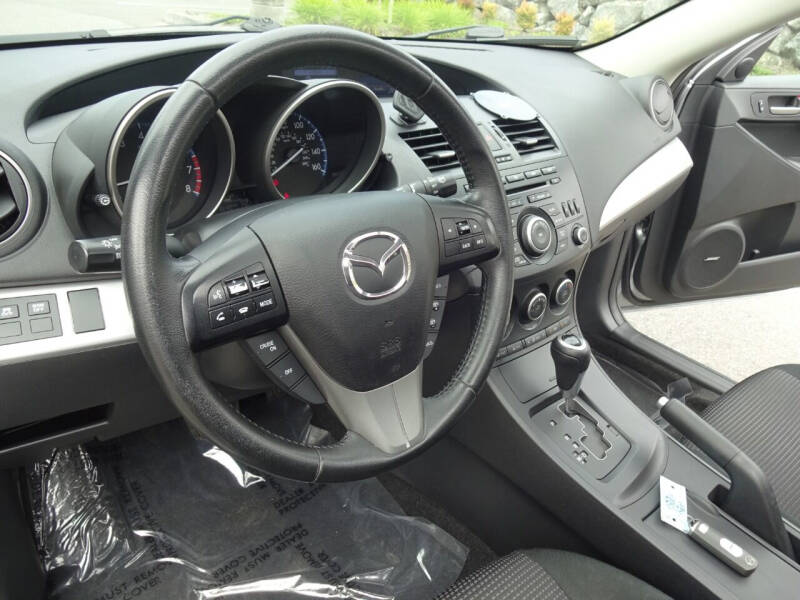 2013 Mazda MAZDA3 i Touring