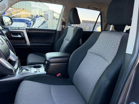 2019 Toyota 4Runner SR5