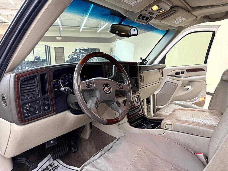 2005 Cadillac Escalade