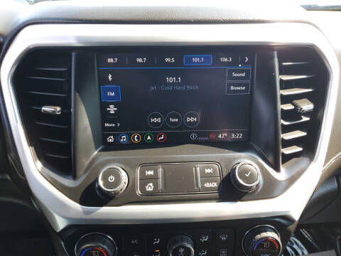 2023 GMC Acadia SLT