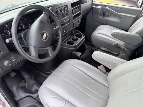 2017 Chevrolet Express 2500