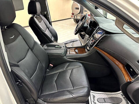 2018 Cadillac Escalade Premium Luxury