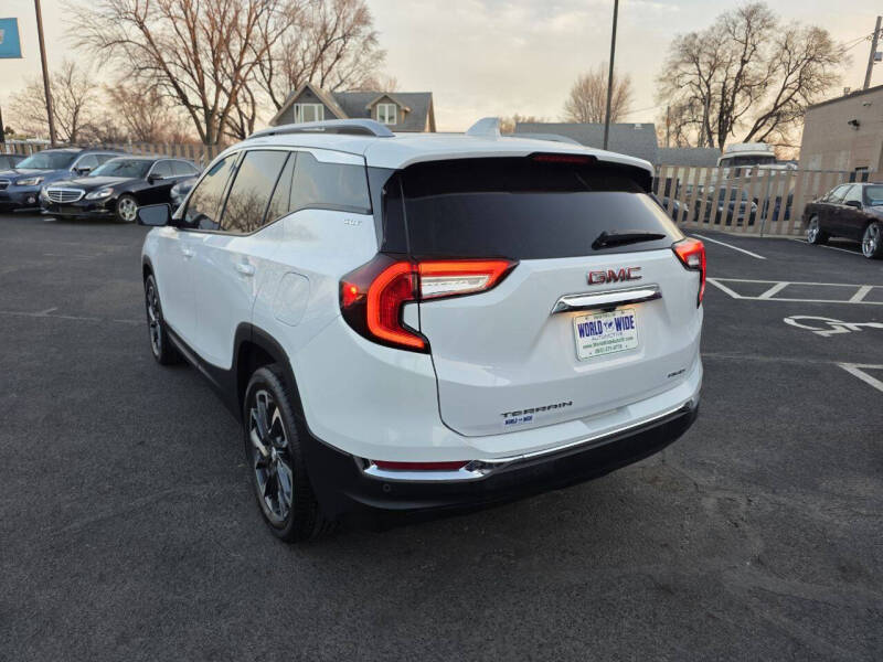 2023 GMC Terrain SLT