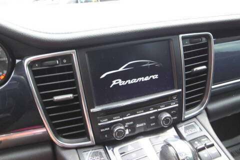 2013 Porsche Panamera 4