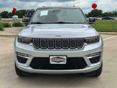 2022 Jeep Grand Cherokee Summit