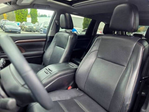 2016 Toyota Highlander Hybrid Limited Platinum