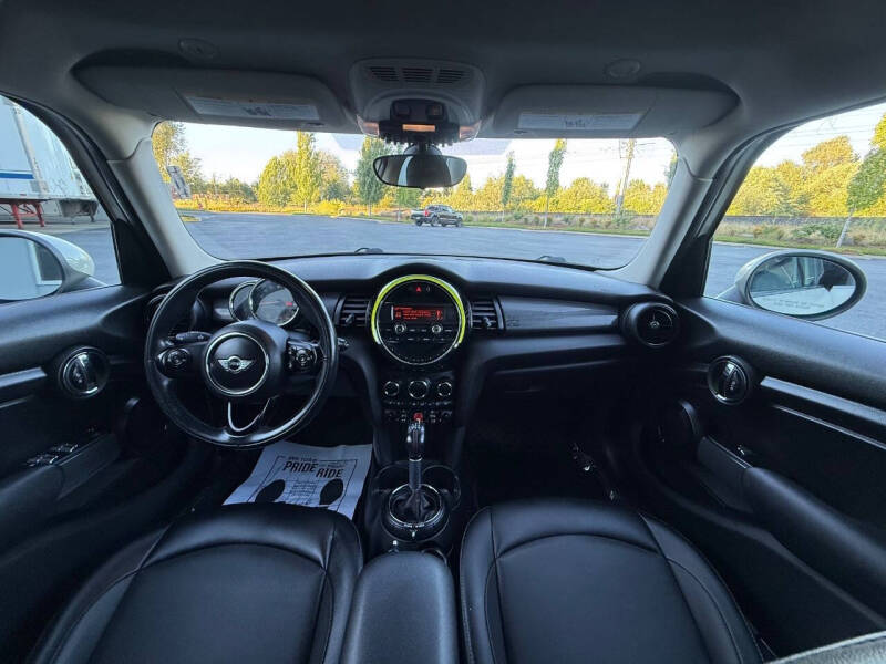 2015 MINI Hardtop 4 Door Cooper