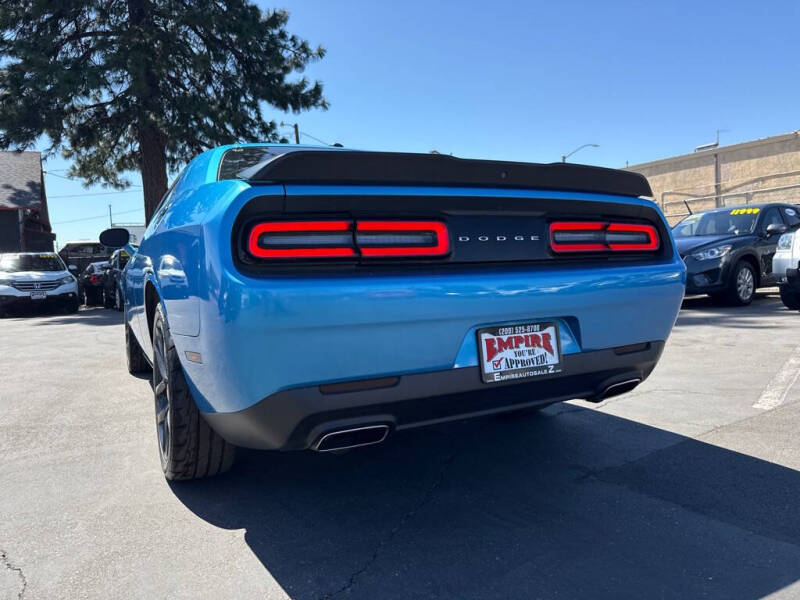2019 Dodge Challenger SXT