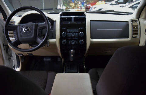 2009 Mazda Tribute i Touring