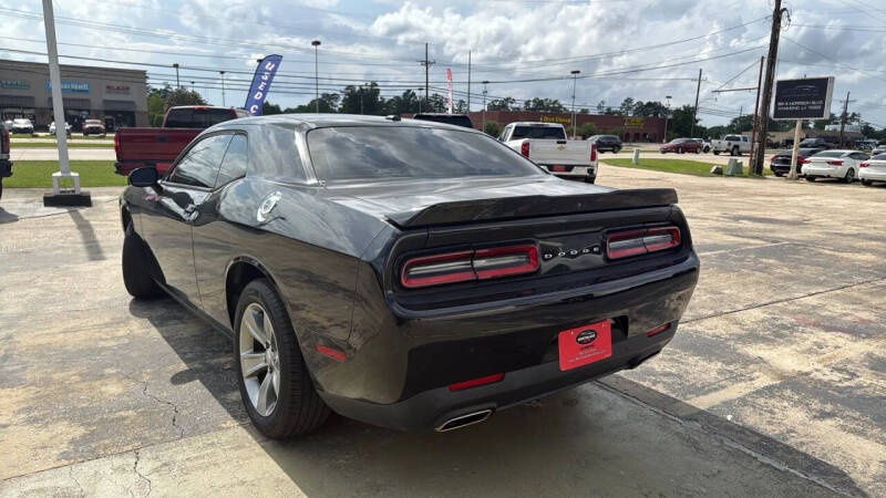 2020 Dodge Challenger SXT