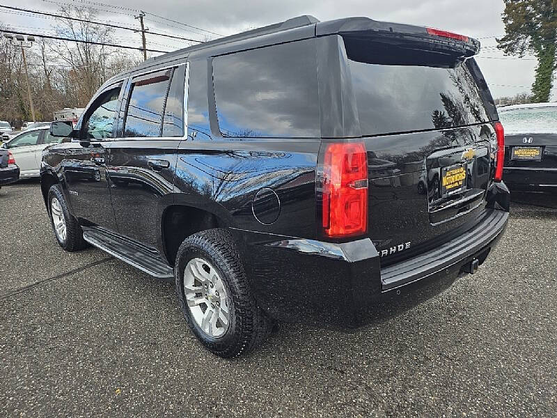 2015 Chevrolet Tahoe LT photo 4