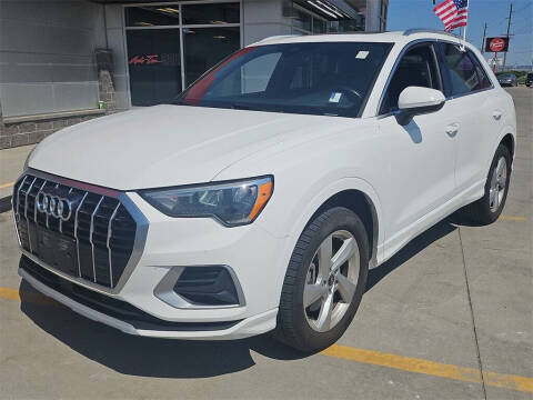 2021 Audi Q3 quattro Premium 40 TFSI