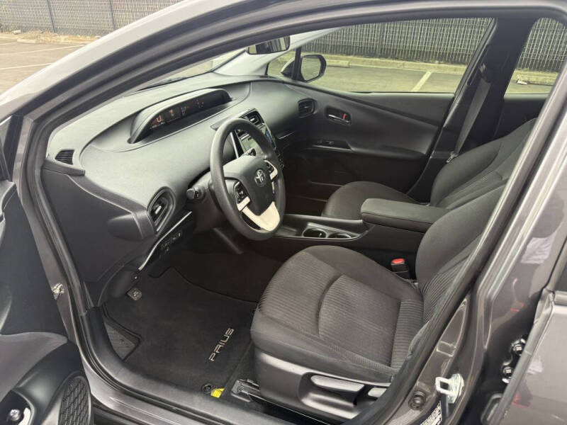 2018 Toyota Prius Two