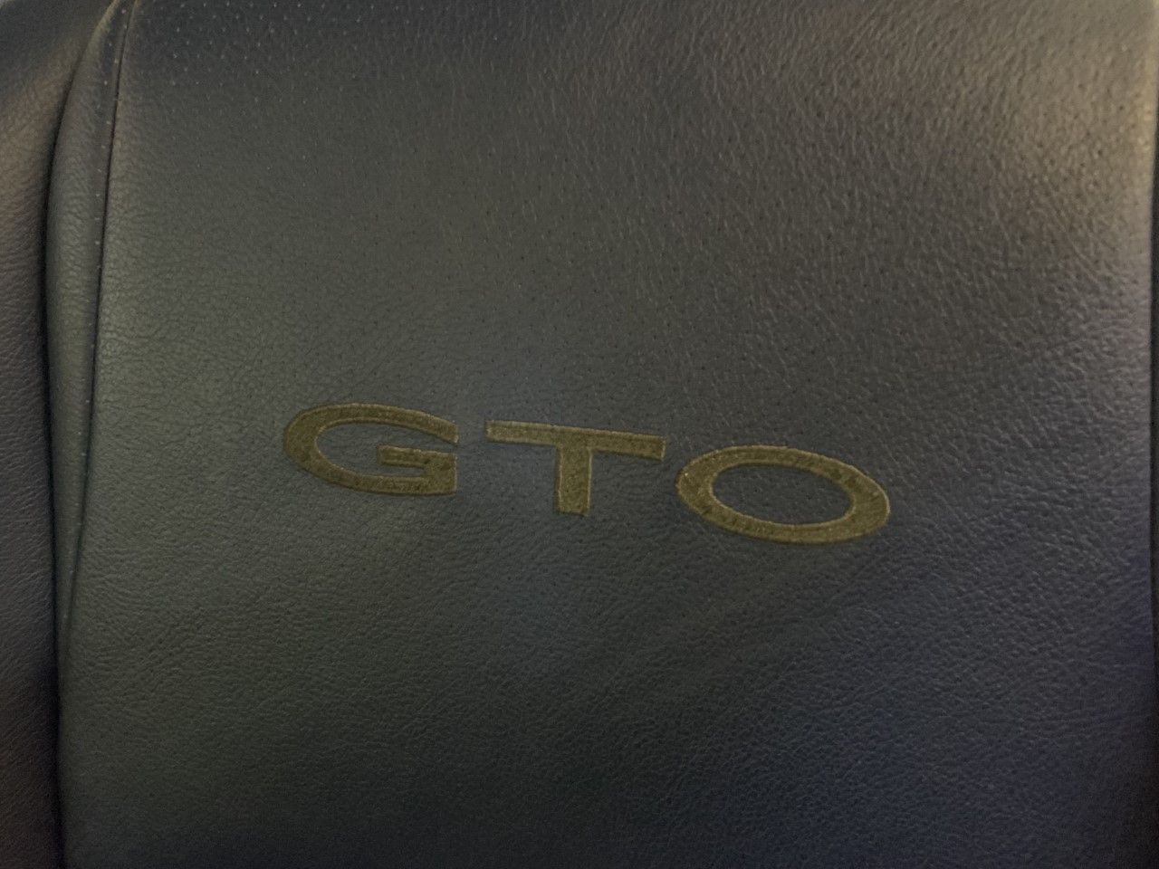 2004 Pontiac GTO 28