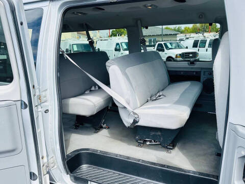 2006 Ford E-Series E-150 XLT