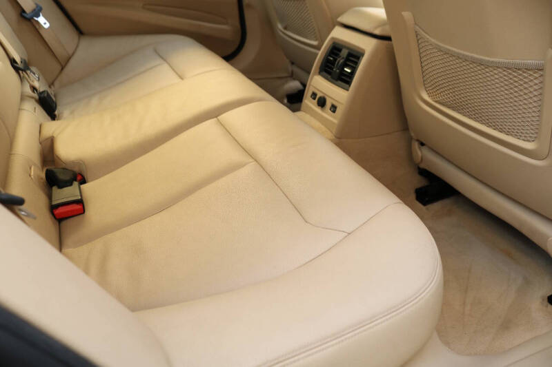 2013 BMW 3 Series 335i