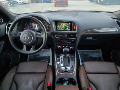 2016 Audi Q5 2.0T quattro Premium Plus