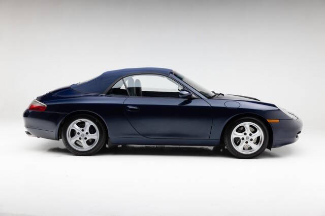 2000 Porsche 911 Carrera